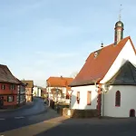 Ruhige, Charmante 